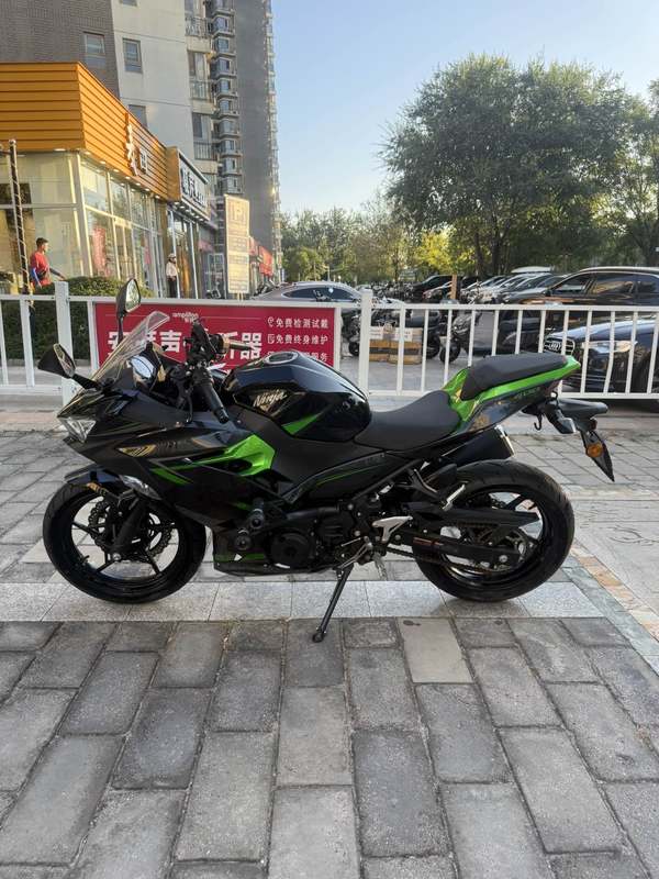 二手川崎Ninja 400