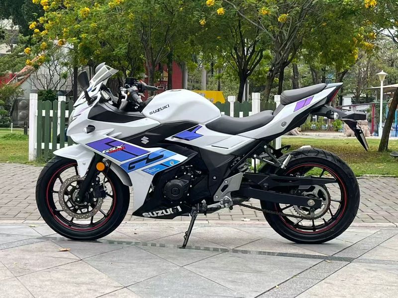 二手豪爵铃木GSX250R