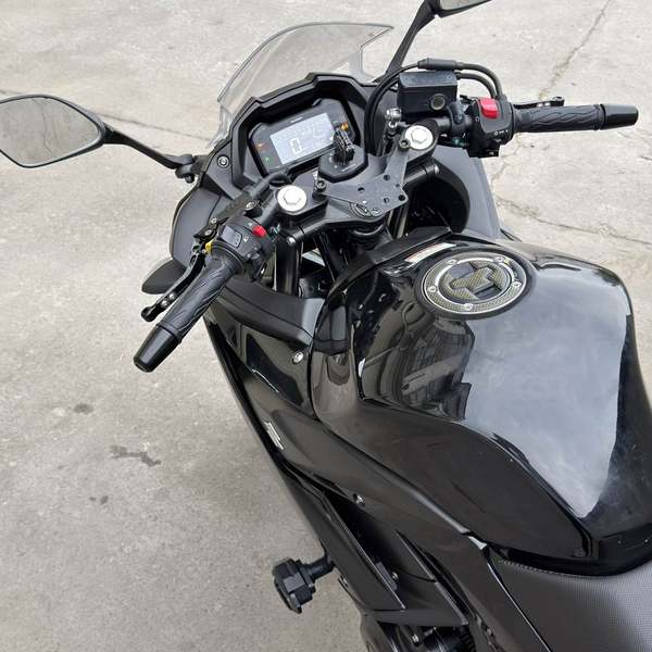 二手豪爵铃木GSX250R
