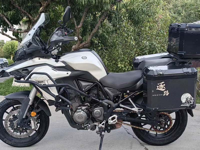 二手贝纳利金鹏 TRK502