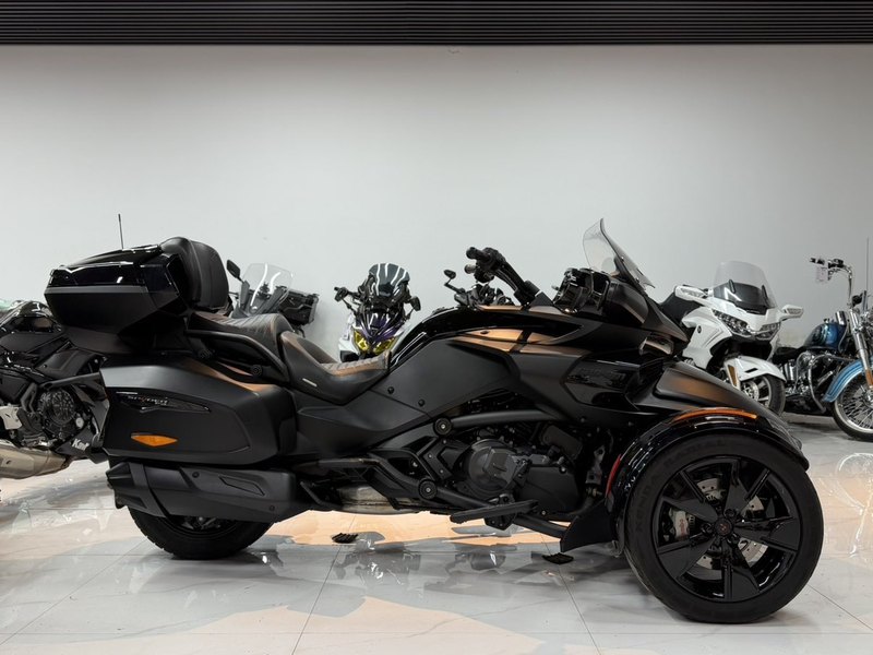 二手庞巴迪Spyder F3 