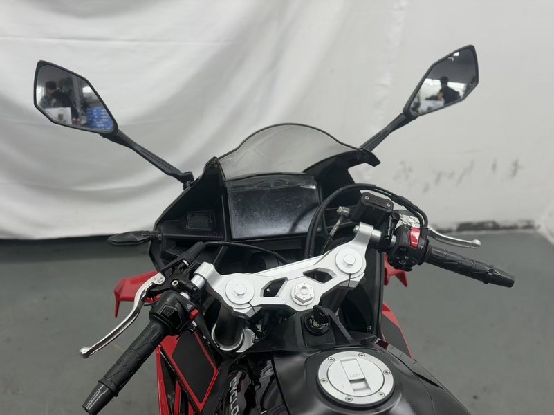 二手赛科龙RC250