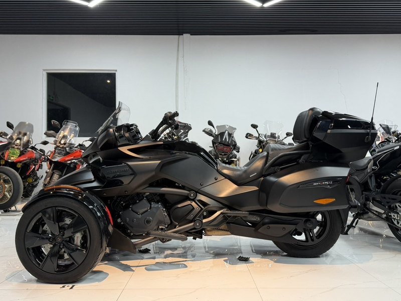 二手庞巴迪Spyder F3 
