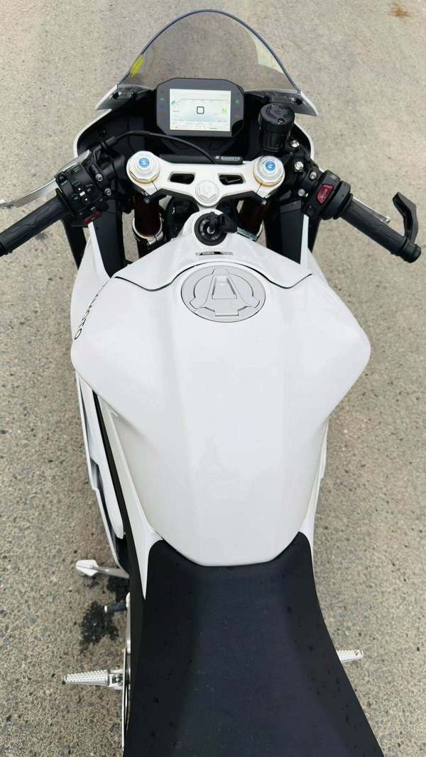 二手张雪机车500RR