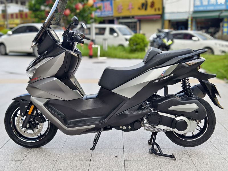 二手无极SR250GT