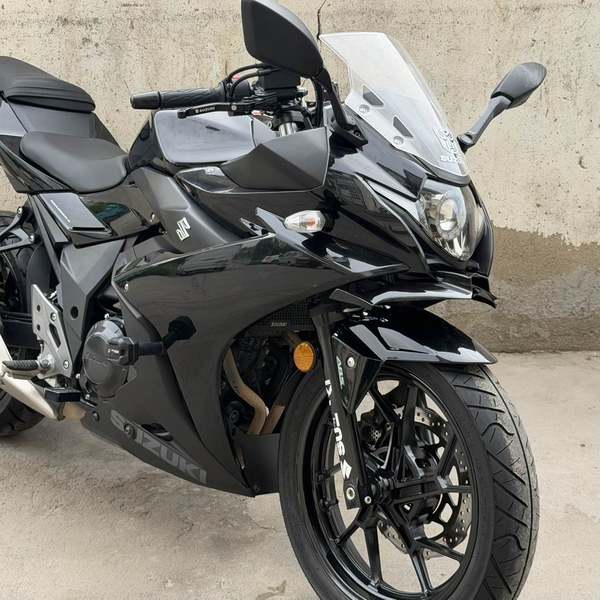 二手豪爵铃木GSX250R