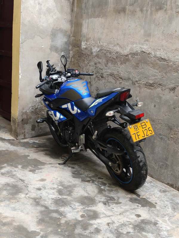 二手豪爵铃木GSX250R