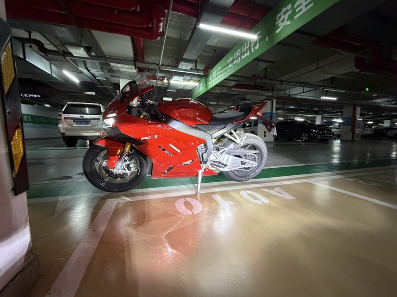 二手张雪机车820RR