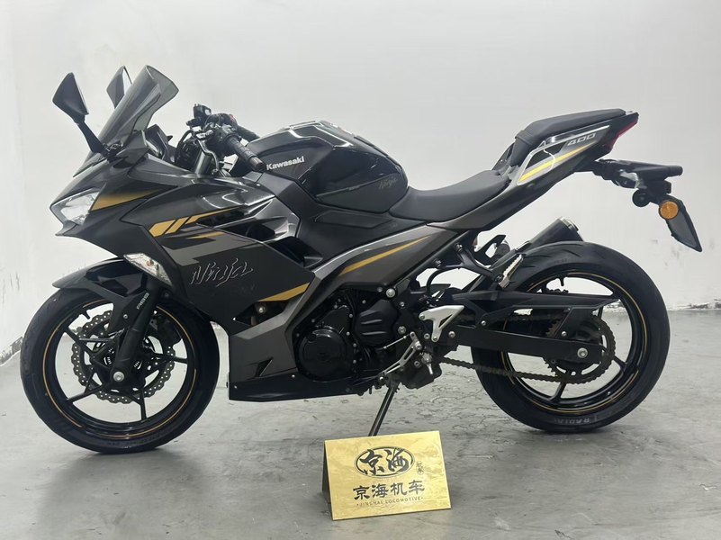 二手川崎Ninja 400