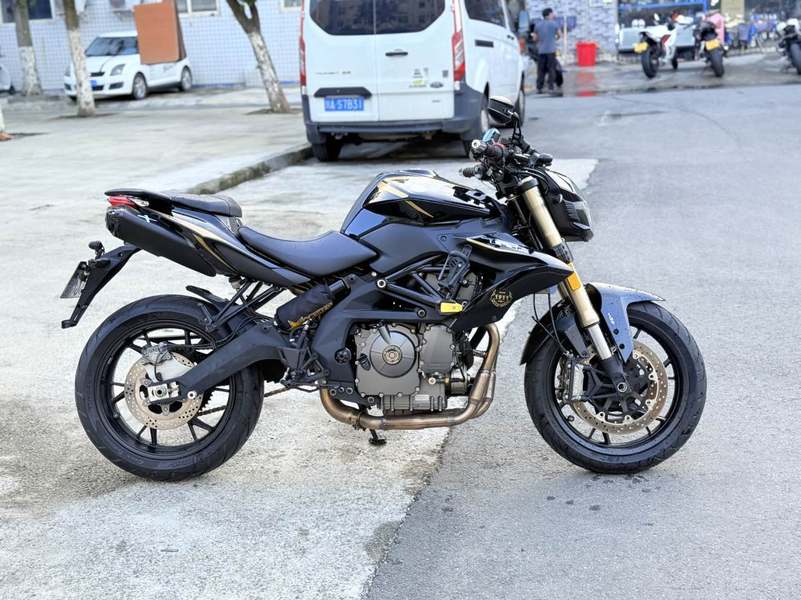 二手贝纳利TNT600i