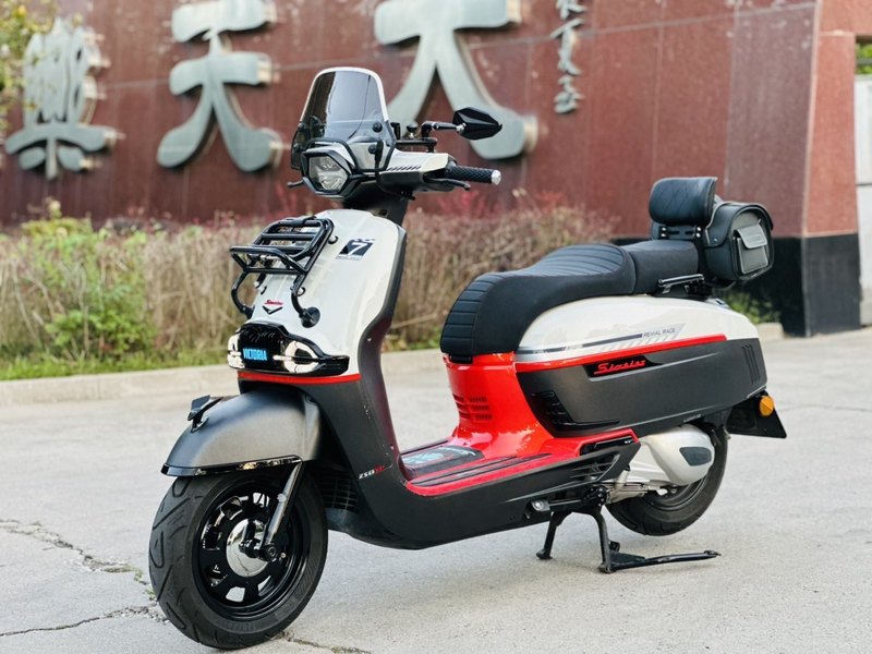 二手维多利亚Sixties 250Si