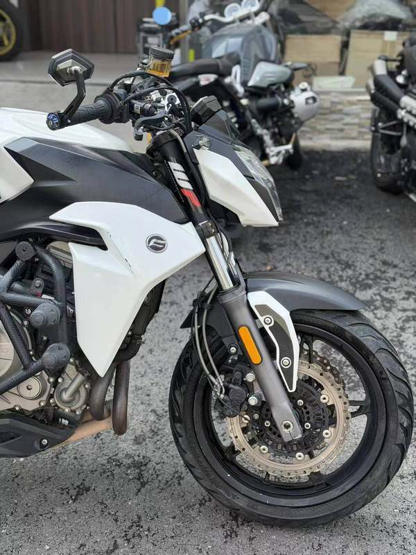 二手春风650NK