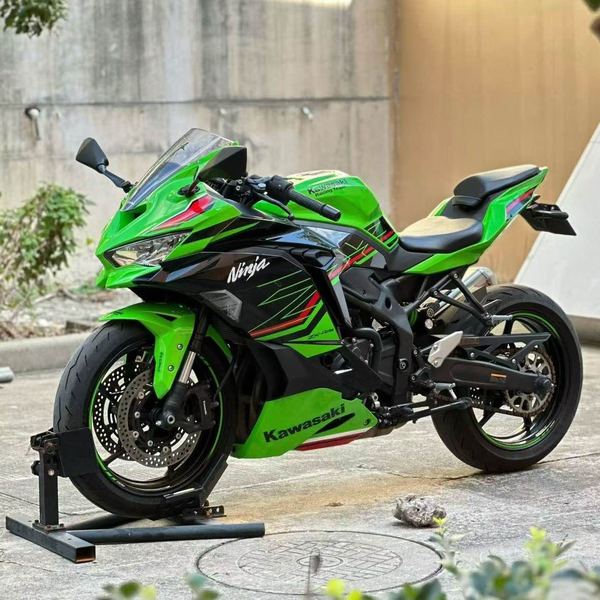 二手川崎ZX-4R