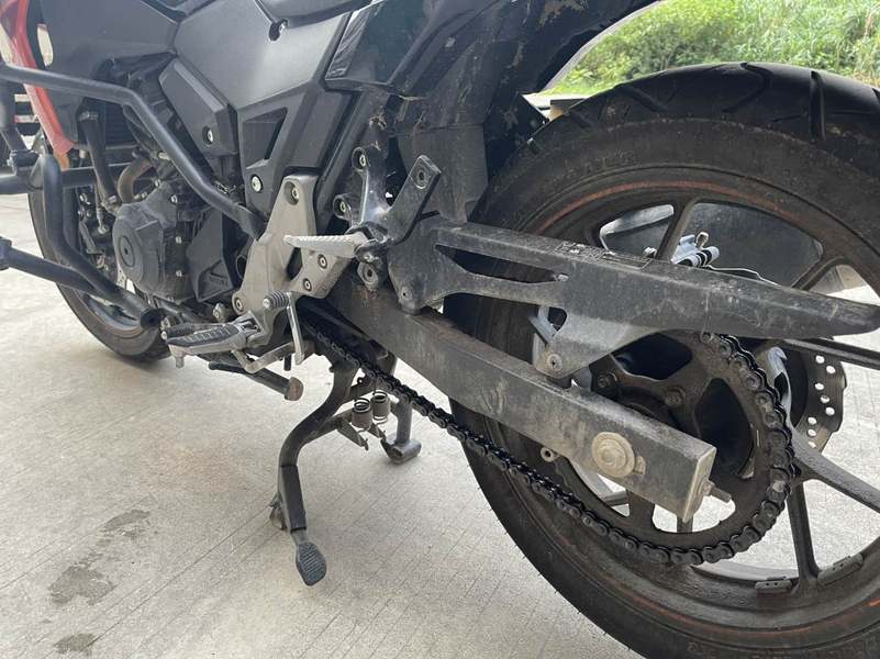 二手豪爵铃木DL250