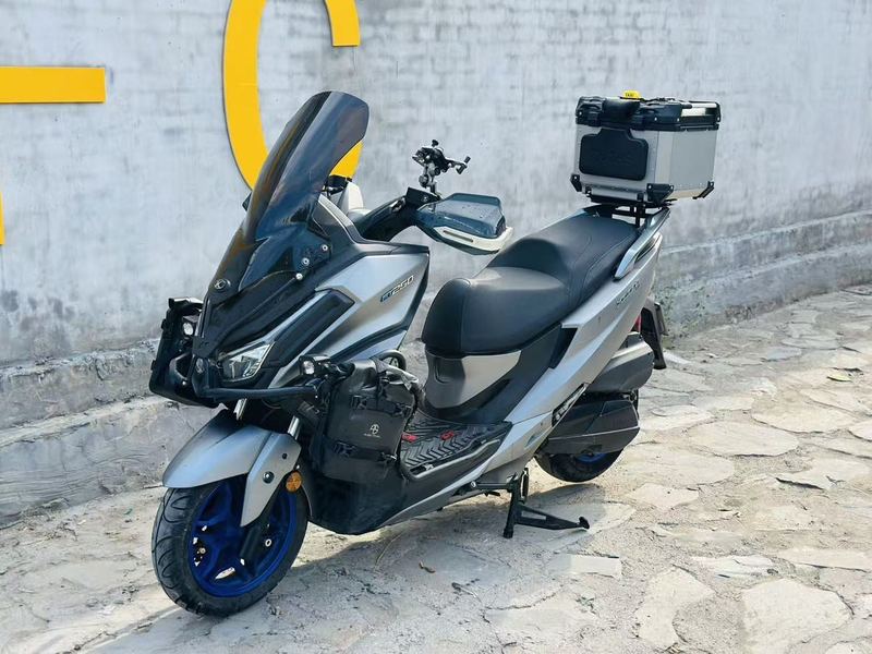 二手光阳赛艇 ST250