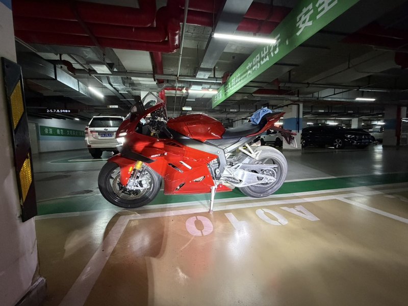 二手张雪机车820RR