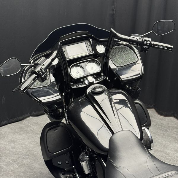 二手哈雷戴维森公路滑翔 Road Glide