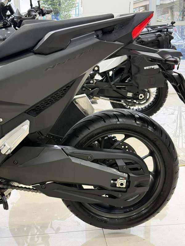 二手本田NSS750