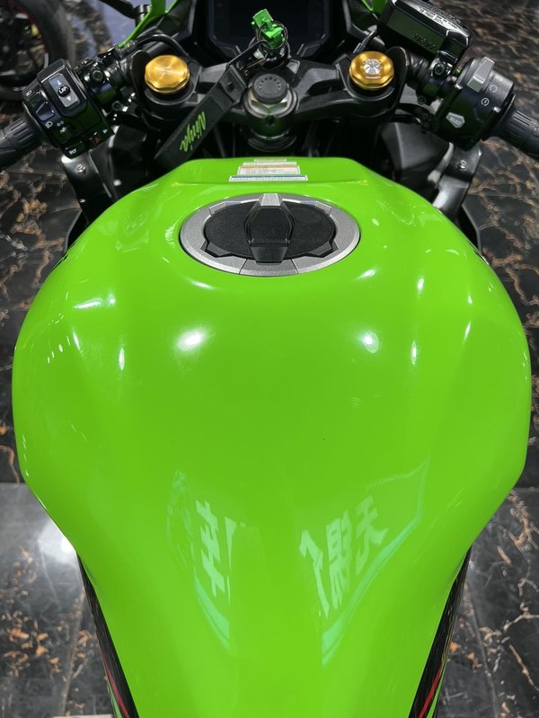 二手川崎ZX-4R