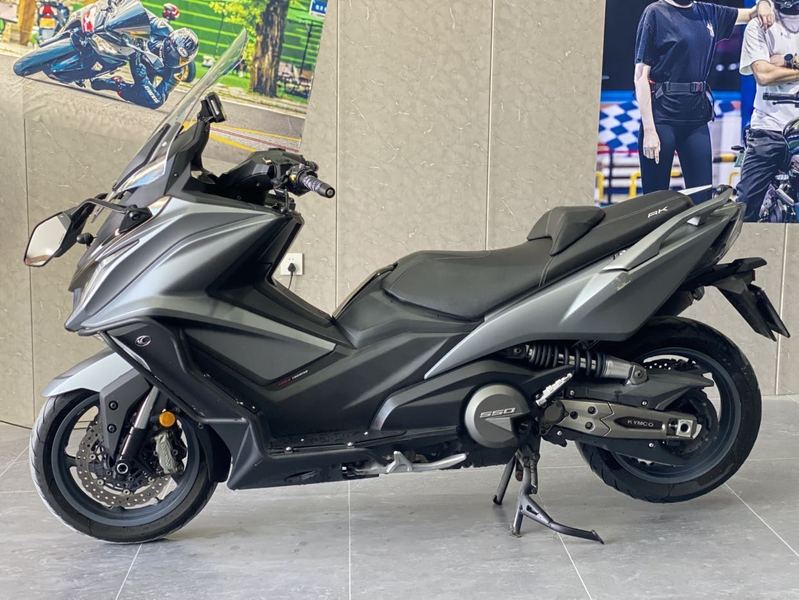 二手光阳AK550