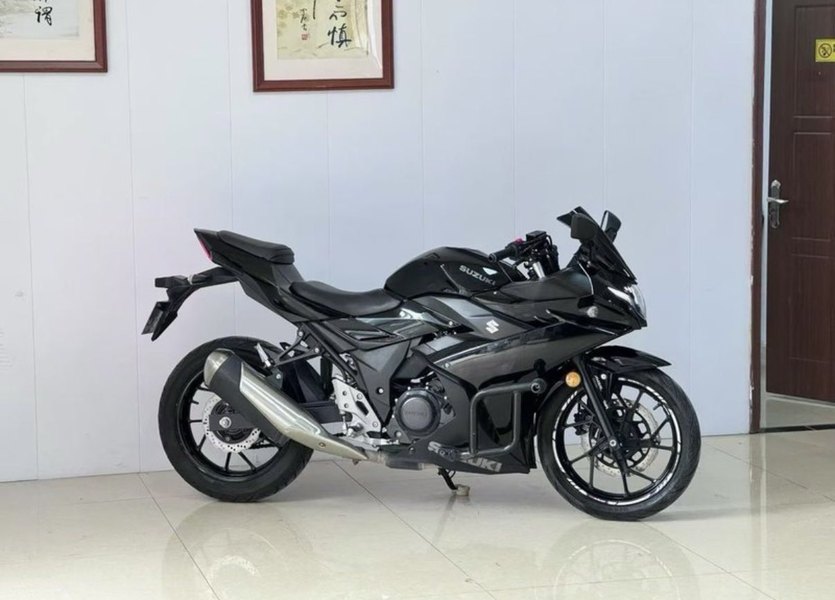 二手豪爵铃木GSX250R