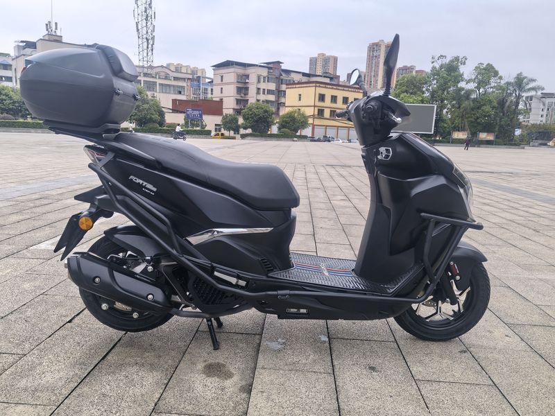 二手QJMOTOR鸿150RS
