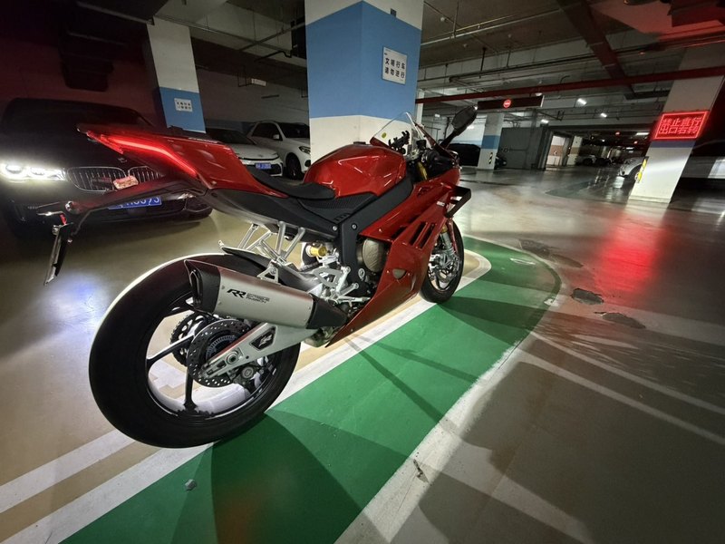二手张雪机车820RR