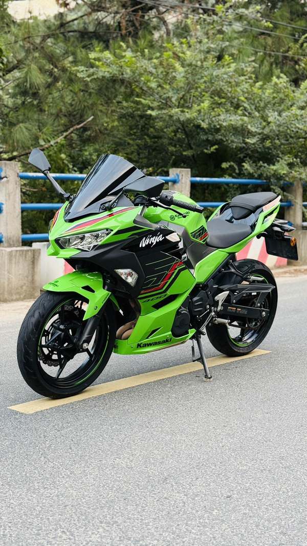二手川崎Ninja 400