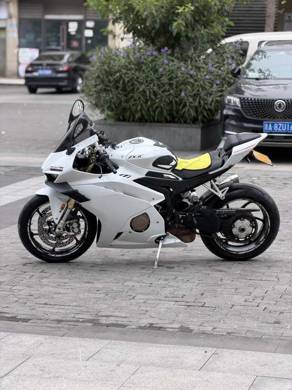 二手张雪机车500RR