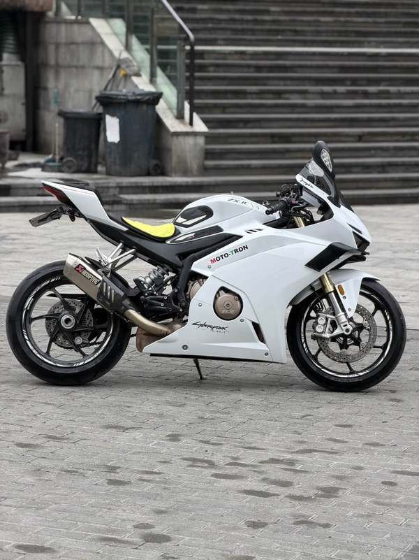 二手张雪机车500RR