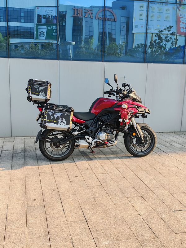 二手贝纳利金鹏 TRK502