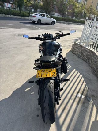 二手春风650NK
