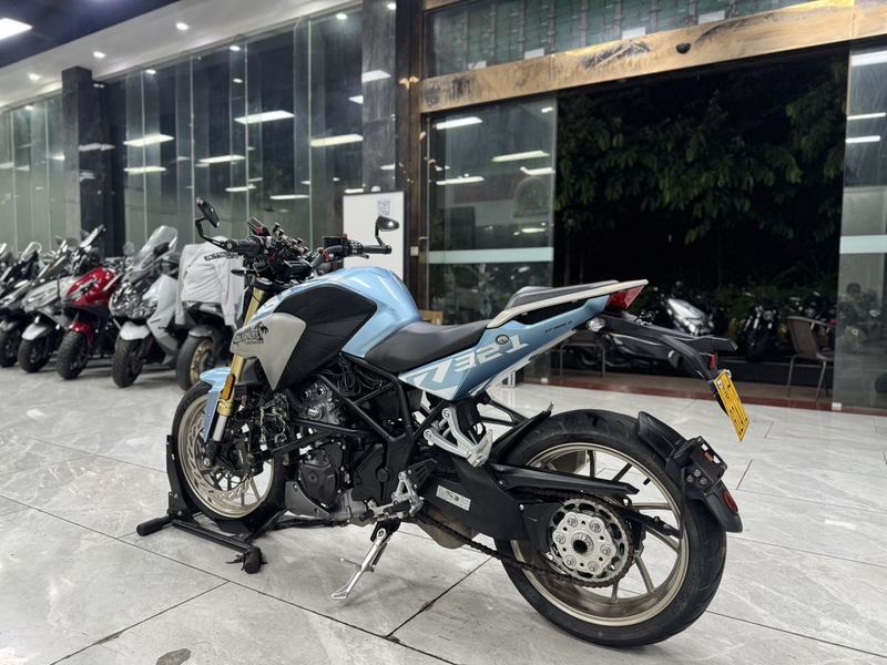 二手凯越Cobra 321R