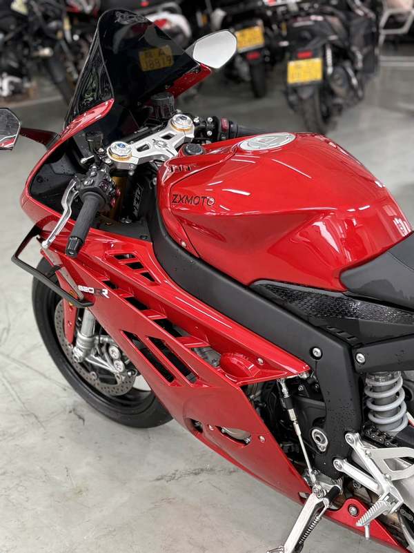 二手张雪机车820RR
