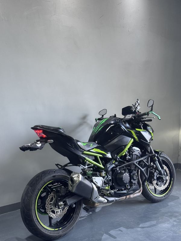 二手川崎Z900