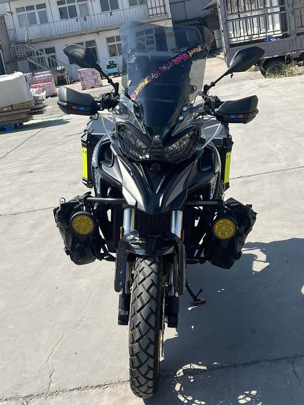 二手贝纳利TRK902