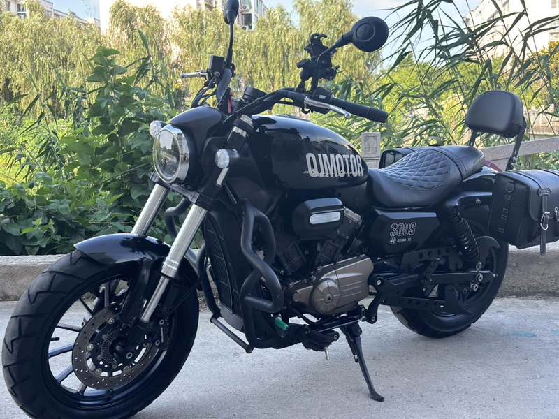 二手QJMOTOR闪300