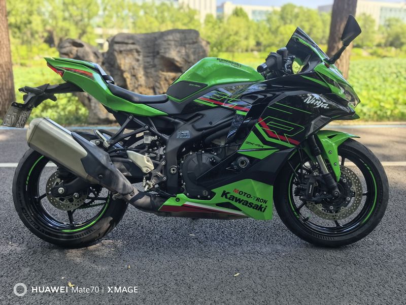 二手川崎ZX-4R