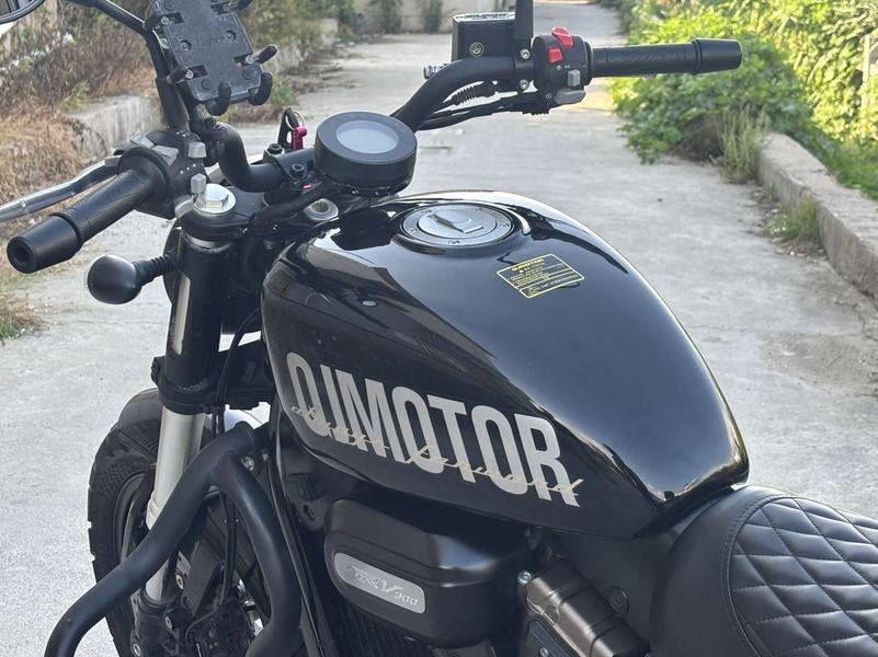 二手QJMOTOR闪300