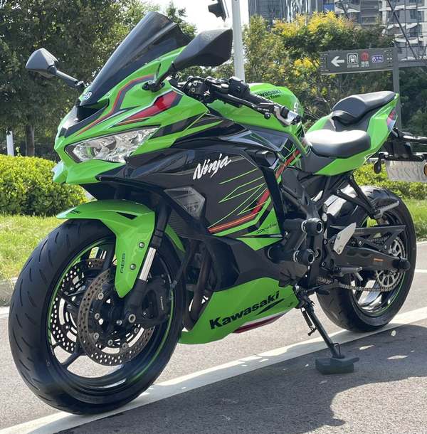 二手川崎ZX-4R
