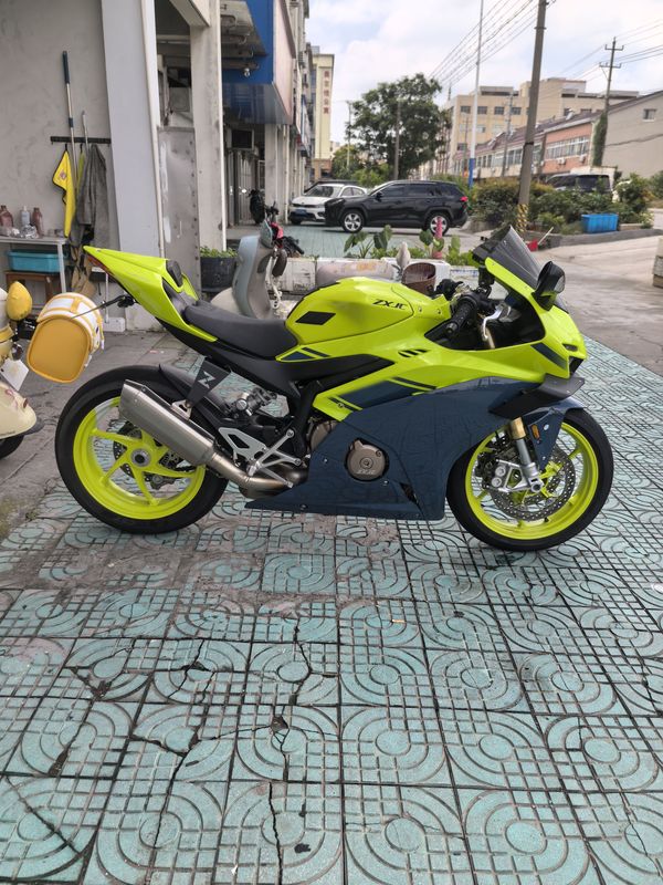 二手张雪机车500RR