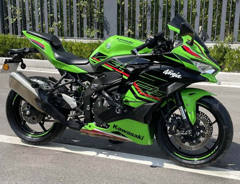 二手川崎ZX-4R