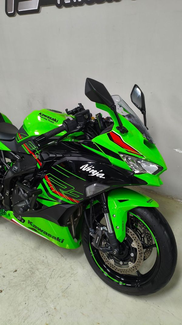 二手川崎ZX-4R