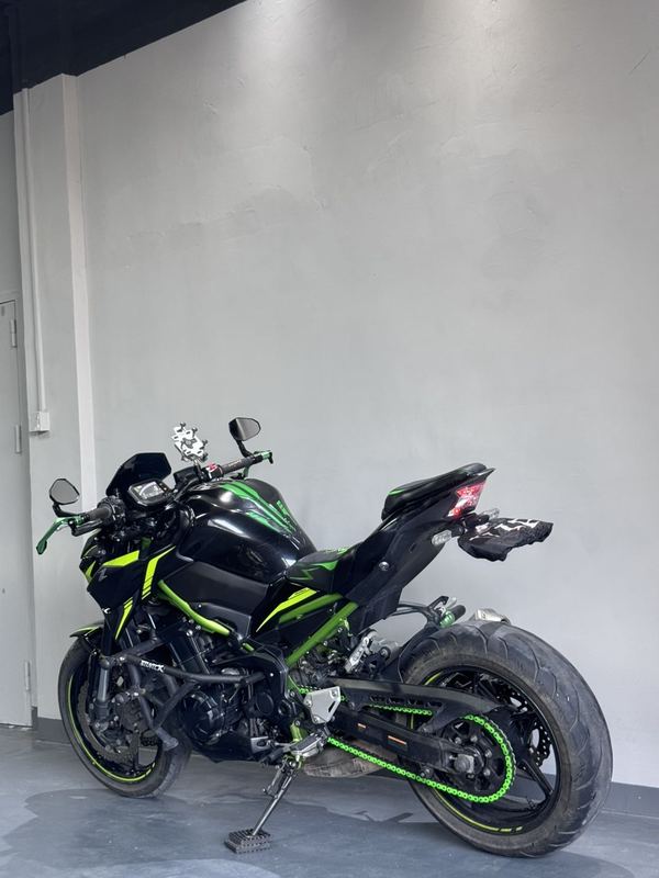 二手川崎Z900