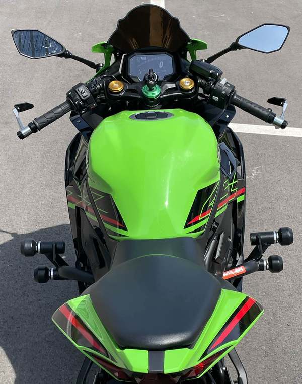 二手川崎ZX-4R