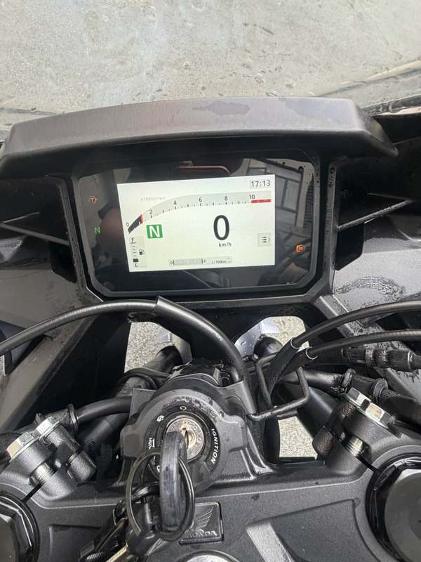 二手本田CBR400R