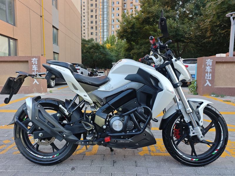 二手贝纳利小迅龙 BN150S