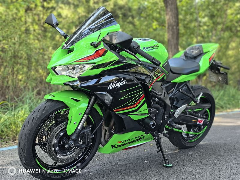 二手川崎ZX-4R