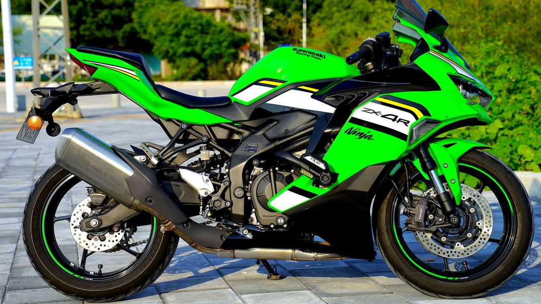 二手川崎ZX-4R