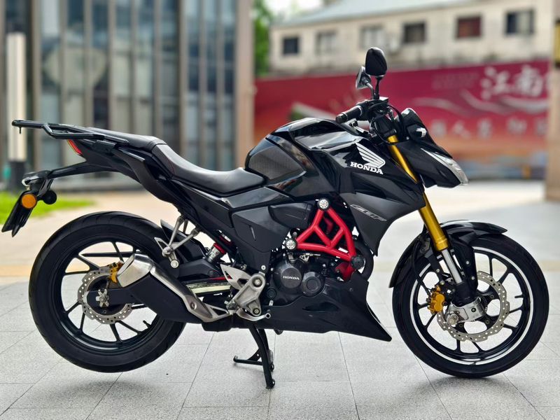 二手五羊本田CB190R 暴锋眼